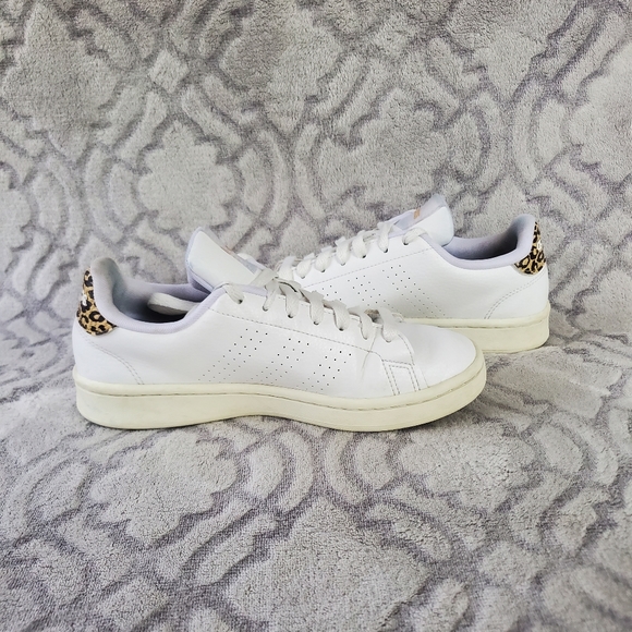 Women's Adidas White Advantage Sneakers - Picture 10 of 11